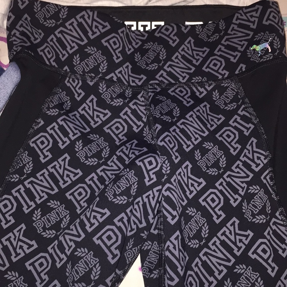 Victoria’s Secret Ultimate Reversible Leggings